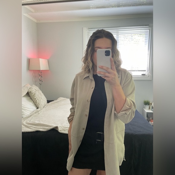 Vintage Cotton Ginny “suede” style button up top! - Picture 4 of 7